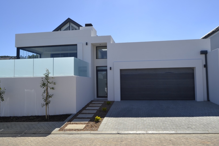 3 Bedroom Property for Sale in Mzuri Estate Western Cape